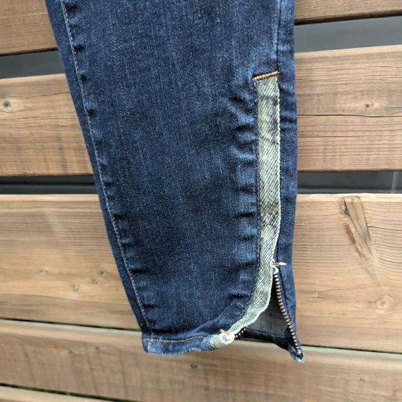 Anthropologie Pilcro Skinny Jeans - Picture 5 of 9